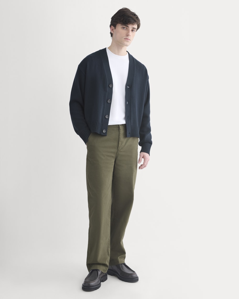 Everyday Relaxed-Fit Chino | Olive Night