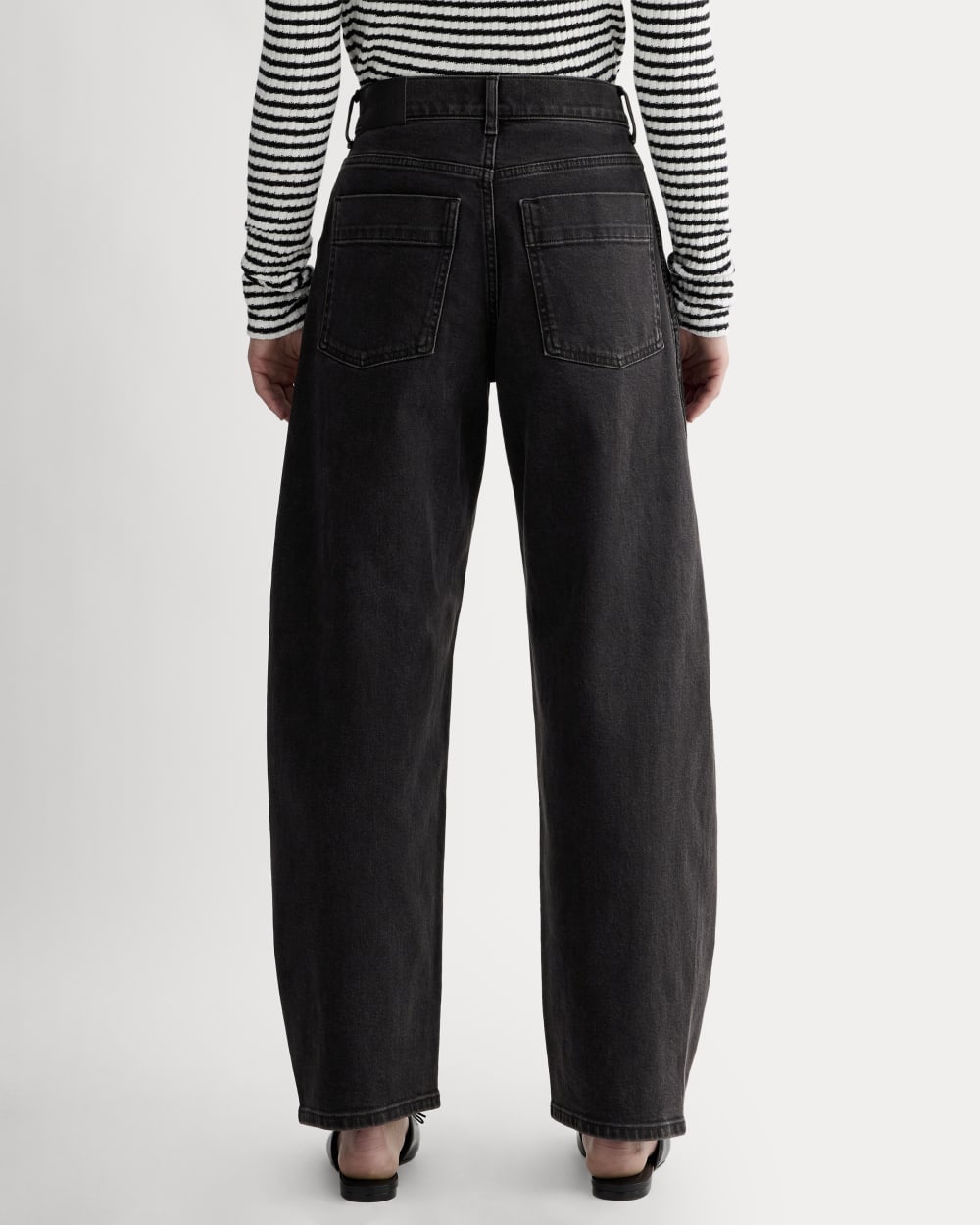 The Way-High® Twist Curve Jean | Washed Black