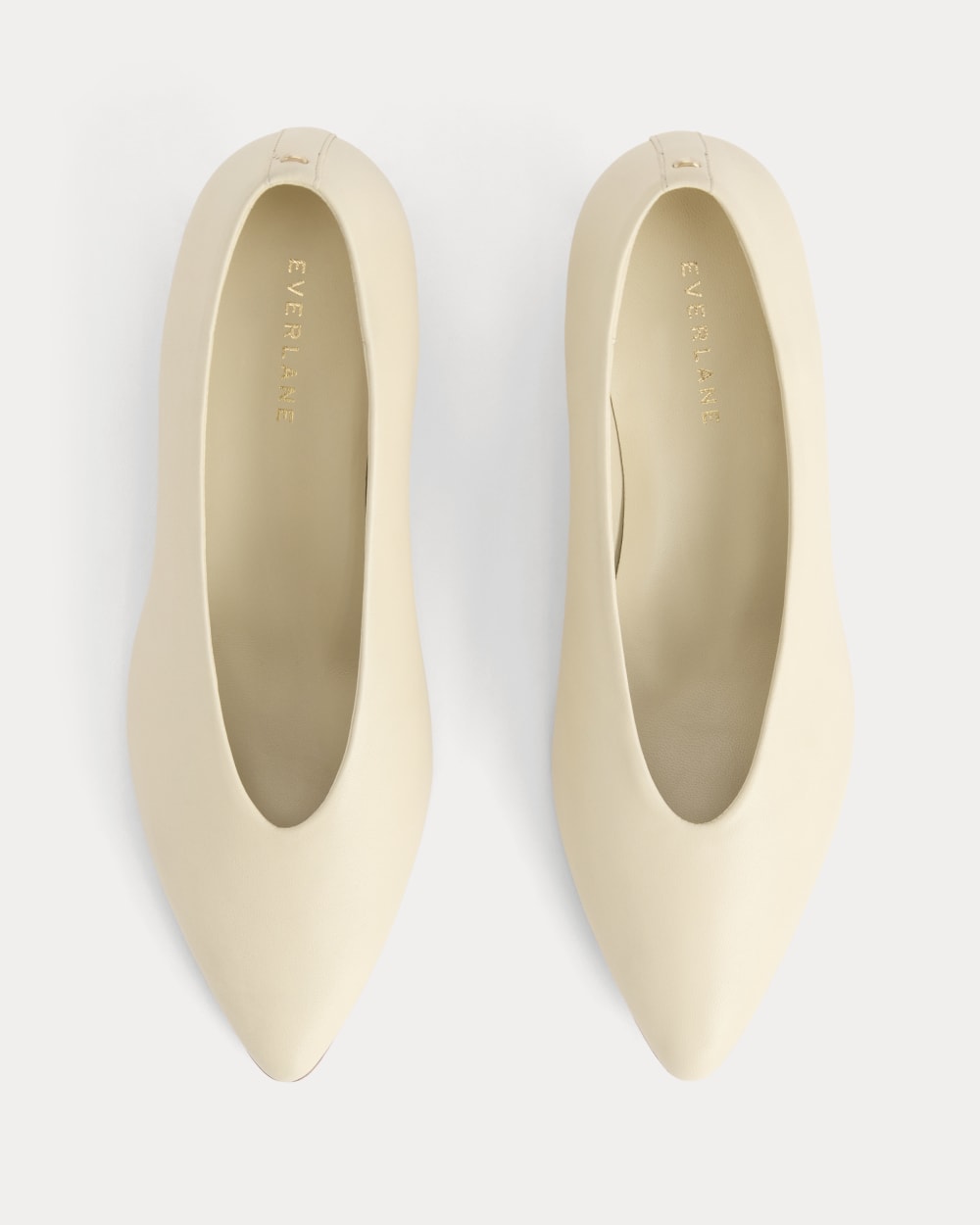 Made in Italy Almond-Toe Pump | Crema