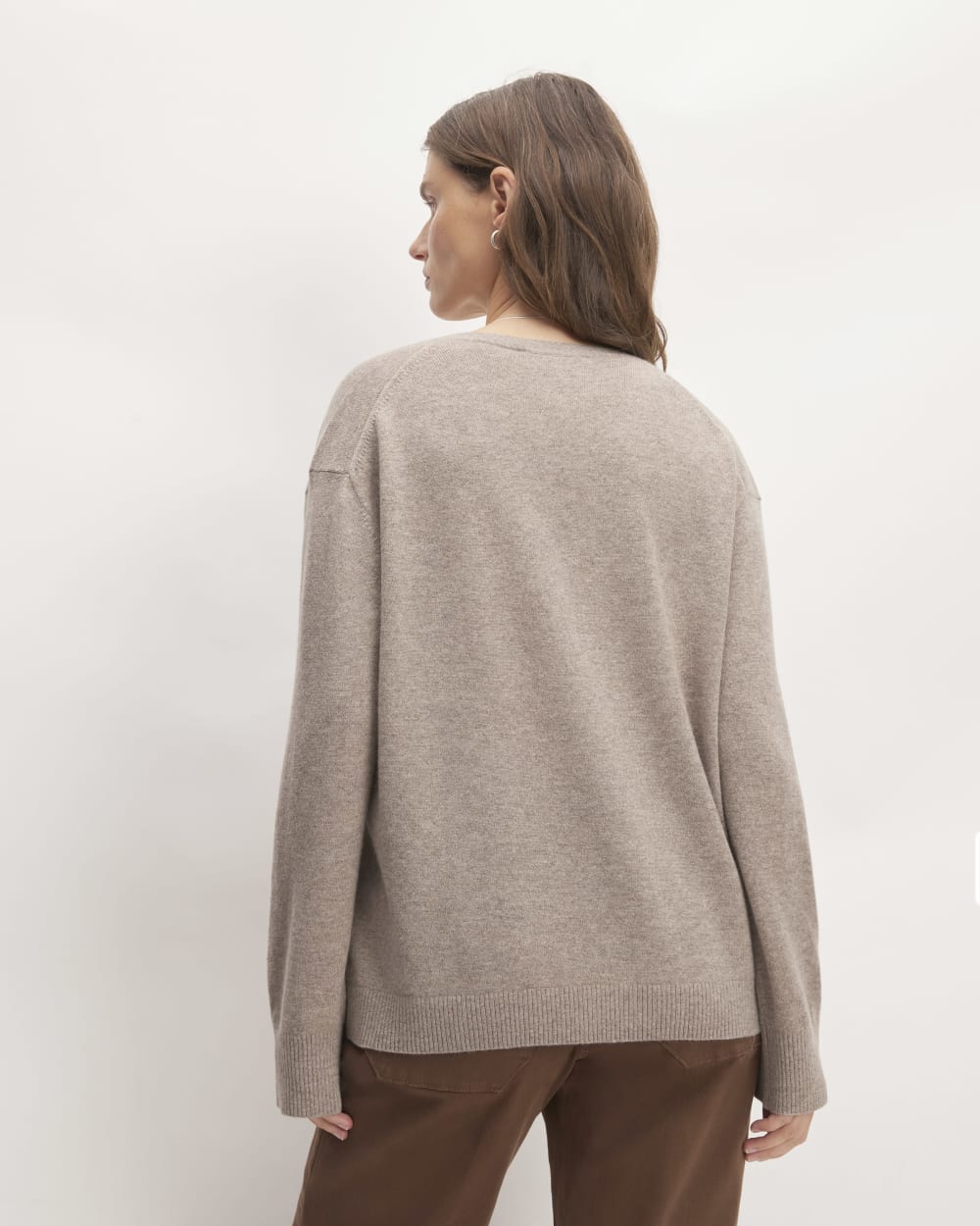 The Classic V in Cashmere | Toasted Sesame
