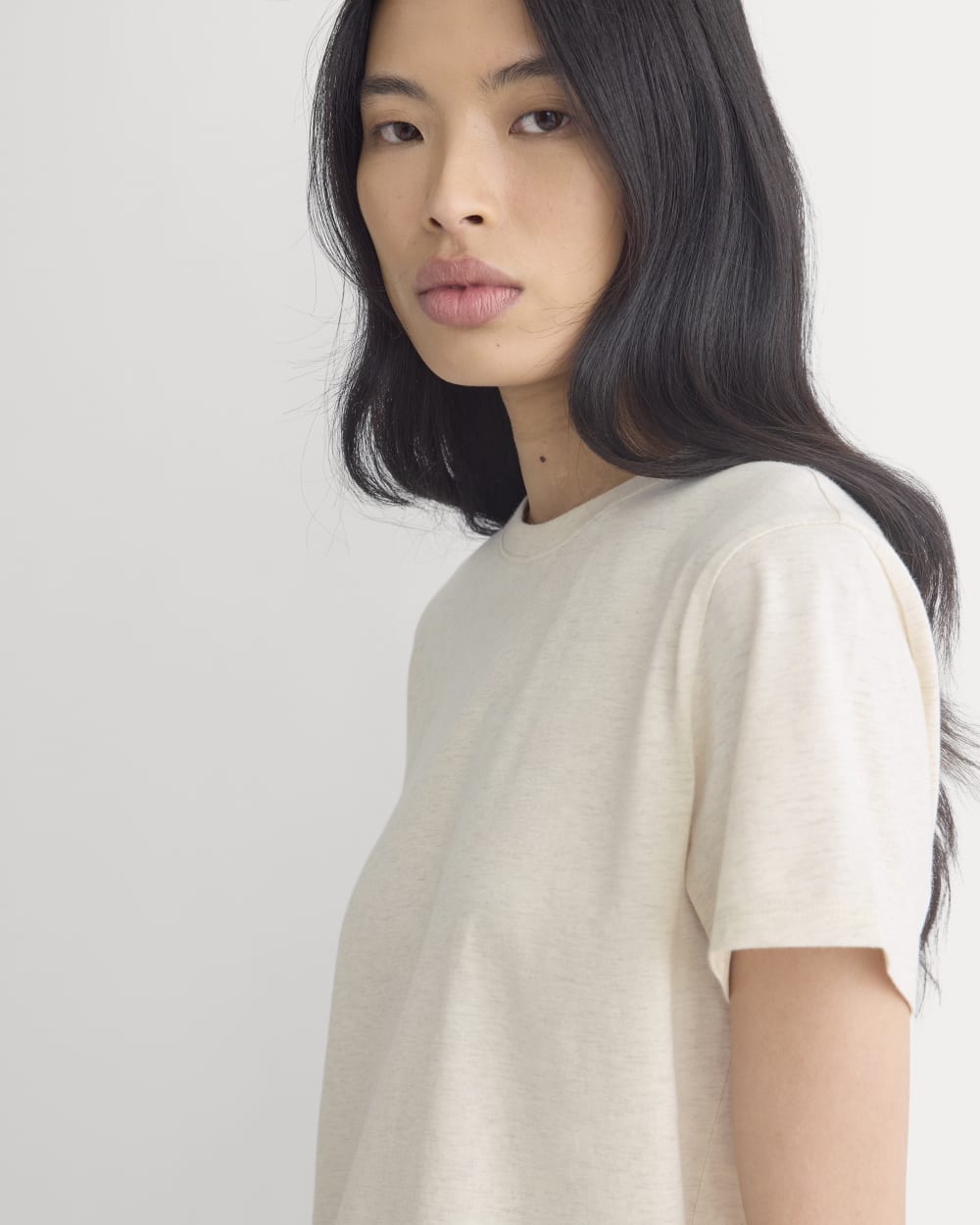 The Box-Cut Tee in Essential Cotton | Heathered Oats | No Pocket