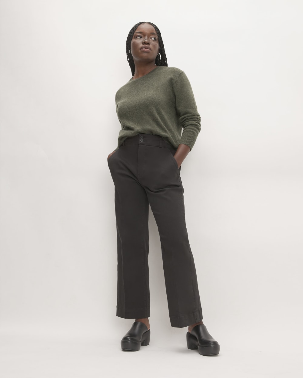 The Classic Crew in Cashmere | Heathered Army Green