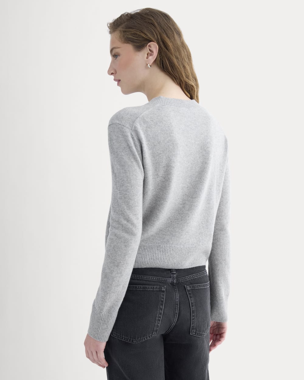 Cashmere Cropped High-V Sweater | Light Heather Grey