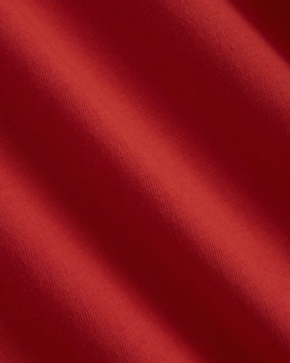 The Slim V-Neck Tee in Essential Cotton | Fiery Red
