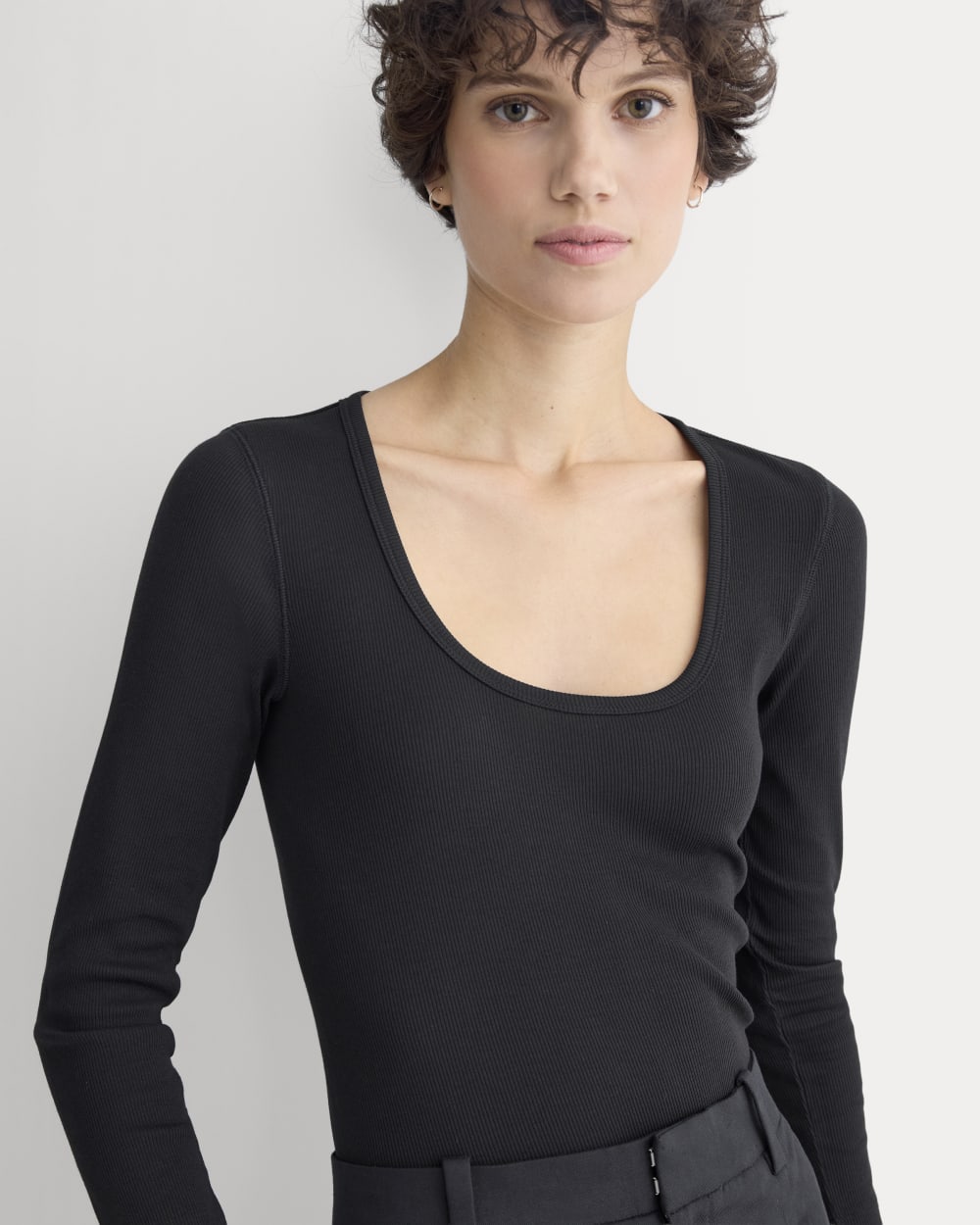 Luxe Rib Deep U-Neck Top | Black