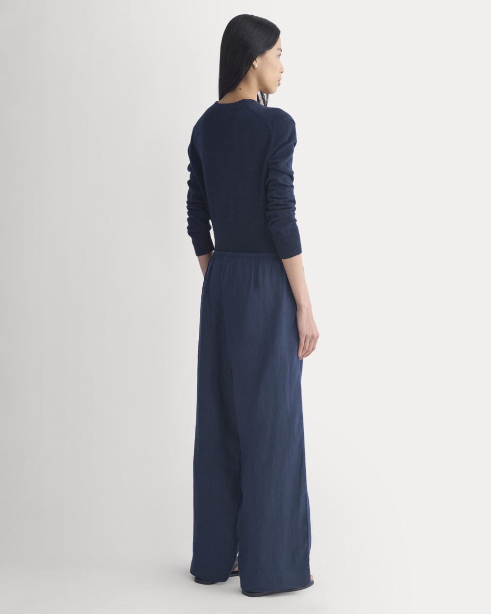 The Drawstring Pant in Linen | Navy