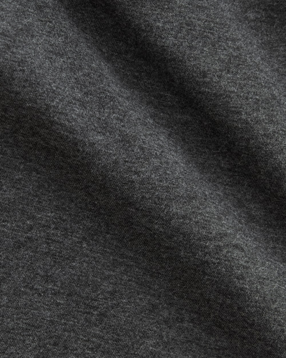 The Slim V-Neck Tee in Essential Cotton | Heathered Soot